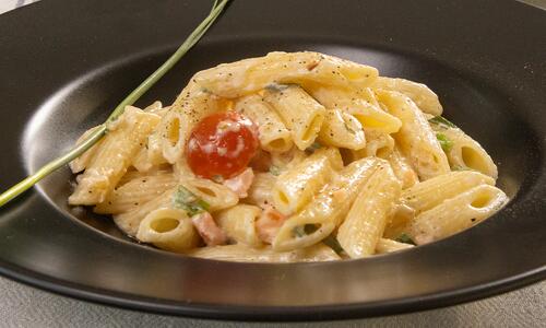 Паста със сьомга и водка 