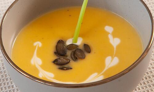 Крем супа от тиква с готварски крем 