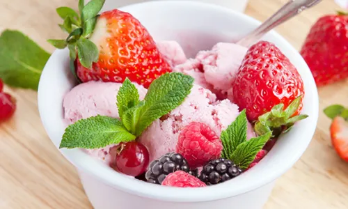 Classic Strawberry Ice Cream