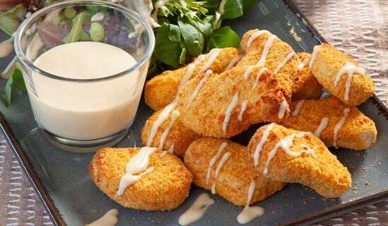 Chicken nuggets in air fryer and German sauce